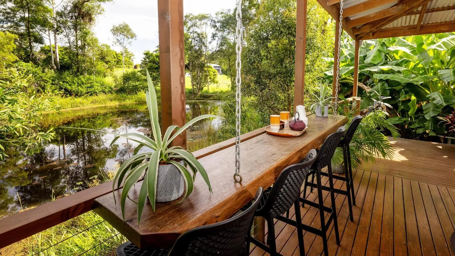 Дом отдыха Deluxe Suite With Fireplace & Pond, Noosa Hinterland Doonan Австралия
