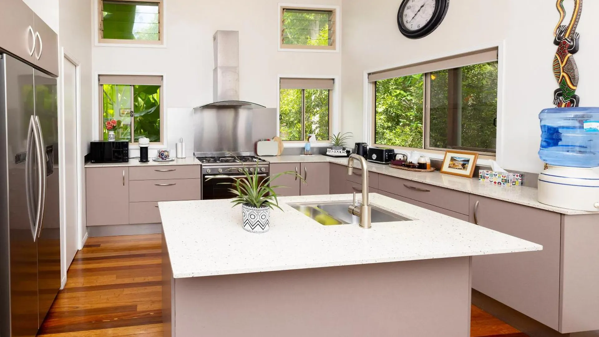 Deluxe Suite With Fireplace & Pond, Noosa Hinterland Doonan 0*,